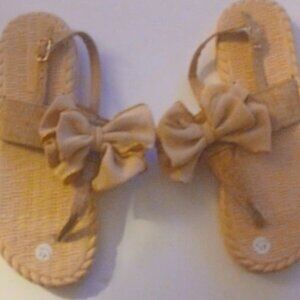 Brand new sandals never worn size 10(41)